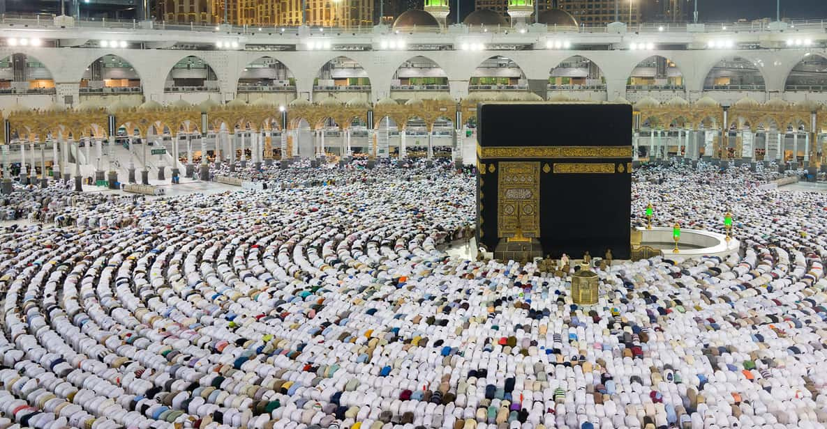 برنامج عمرة لمدة 8 أيام من دمياط