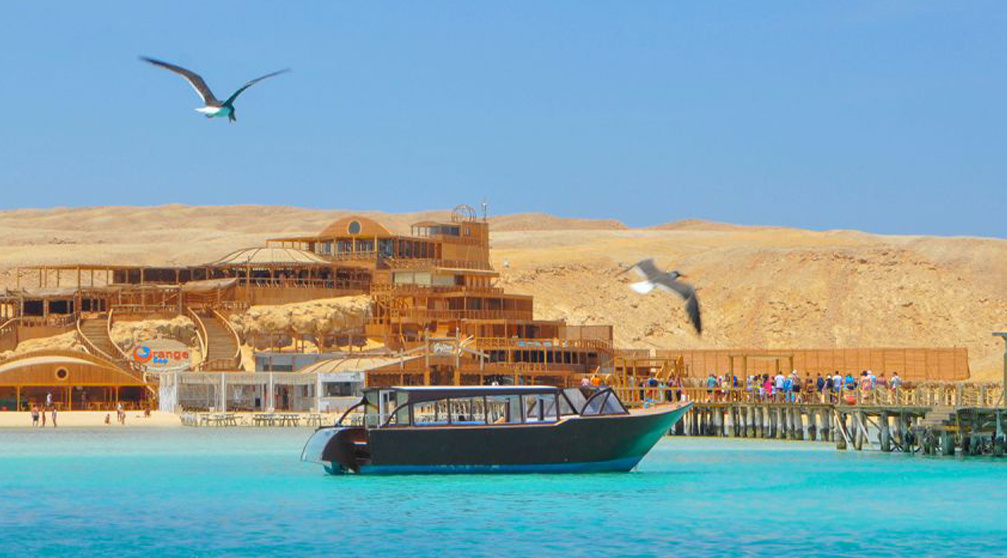 رحلة بالقارب الى جزيرة أورانج من الغردقة