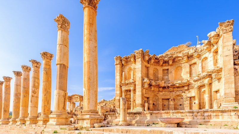 رحلة نهارية خاصة إلى جرش وأم قيس من عمان