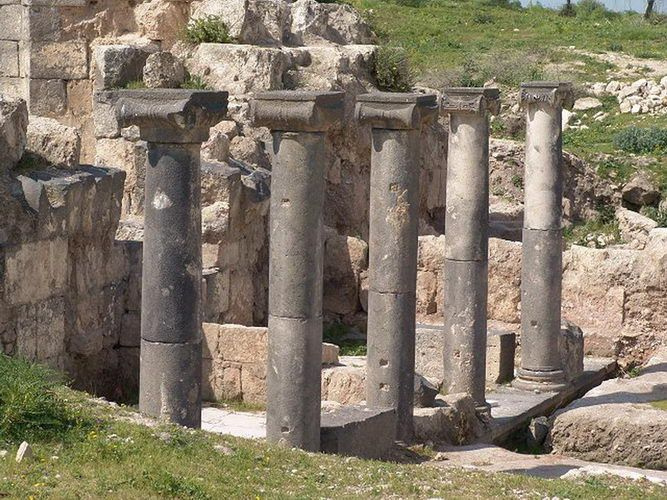 رحلة نهارية خاصة إلى جرش وأم قيس من عمان