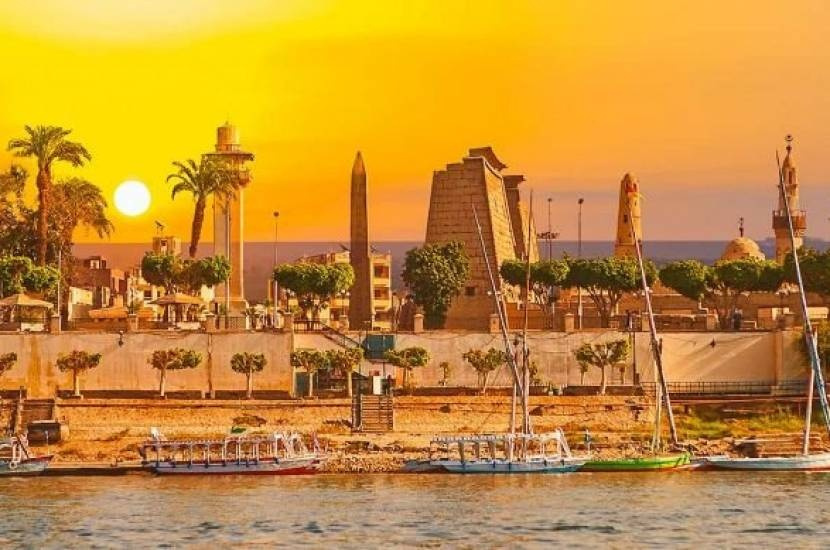 رحلات الأقصر من الغردقة