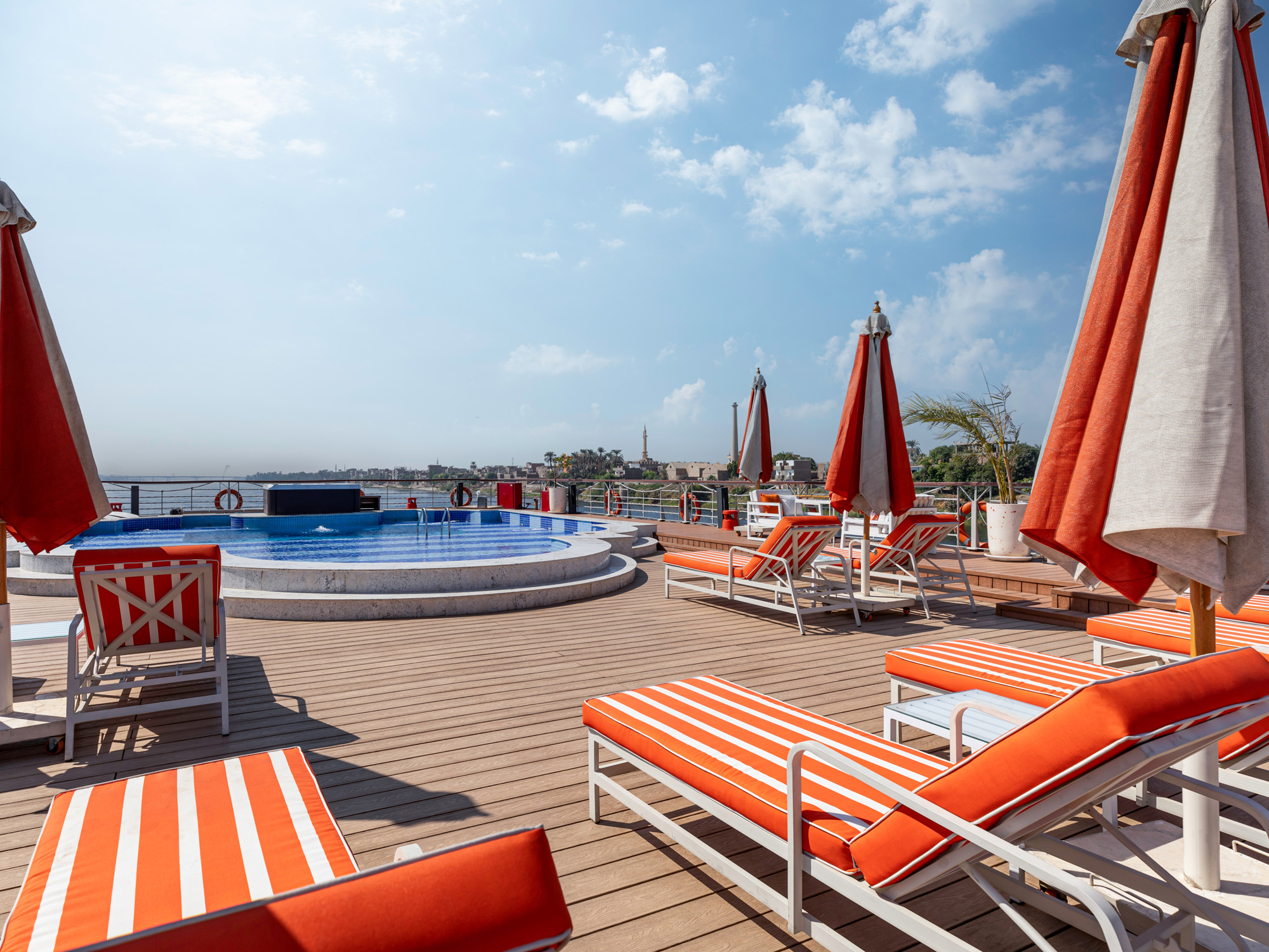 4 Days Nile cruise from Aswan to Luxor on Royal Princess
