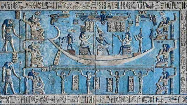 Day Trip to Dendera and Abyods from Portghalib