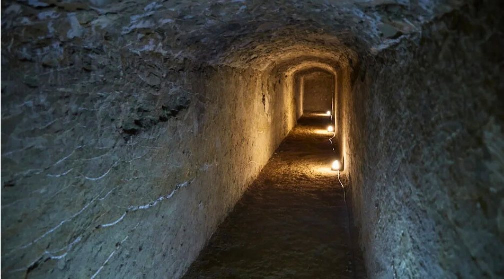 Full day Tour to the Pyramids Maidum Hawara and El Lahun