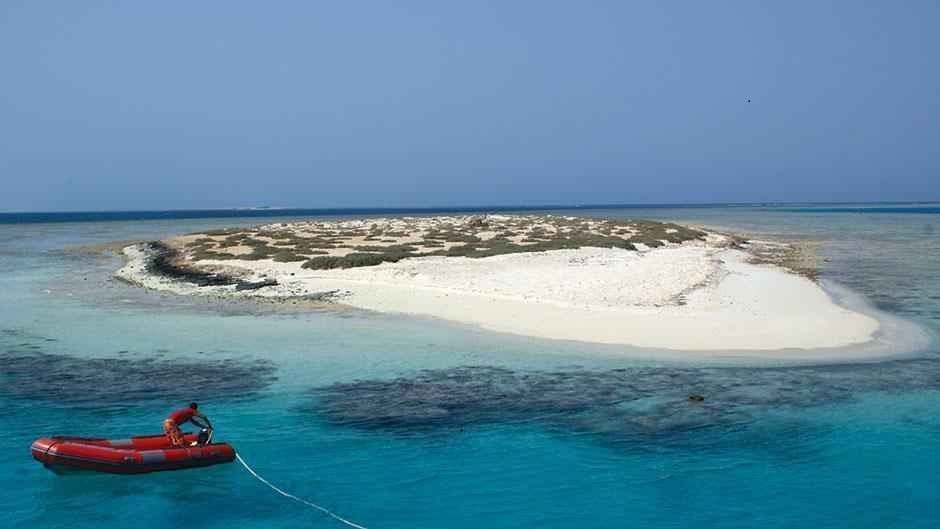 Private boat tour from Marsa Alam to Hamata island