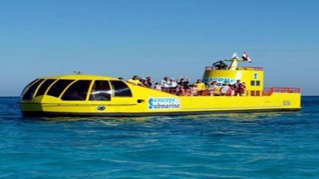 Halb-U-Boot-Tour ab Soma Bay Halb U Boot Tour ab Soma Bay