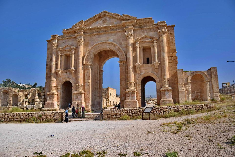 Privater Tagesausflug nach Jerash und Umm Qais ab Amman Privater Tagesausflug nach Jerash und Umm Qais ab Amman