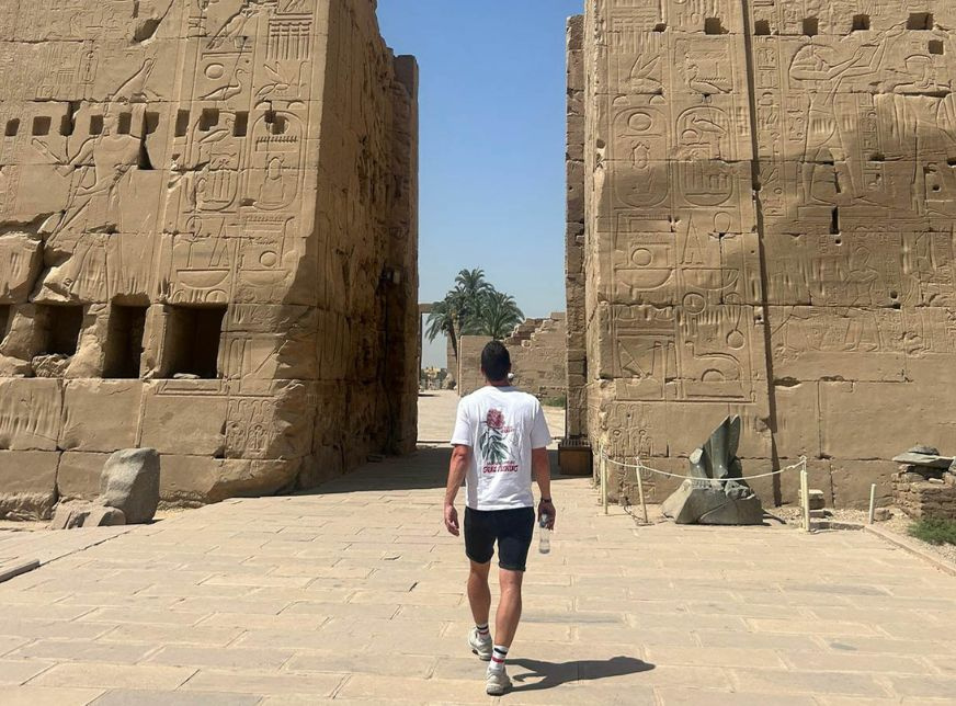 4 tägiger Ausflug nach Luxor und Assuan mit Abu Simbel von Kairo mit dem Flugzeug
