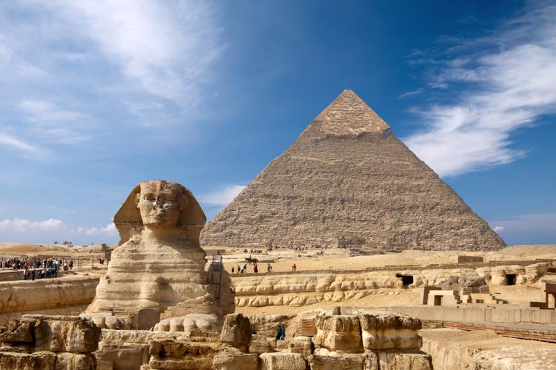 Ταξίδι στις Πυραμίδες της Γκίζας από το Κάιρο