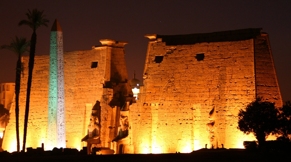 Espectáculo de luz y sonido de Karnak desde Luxor