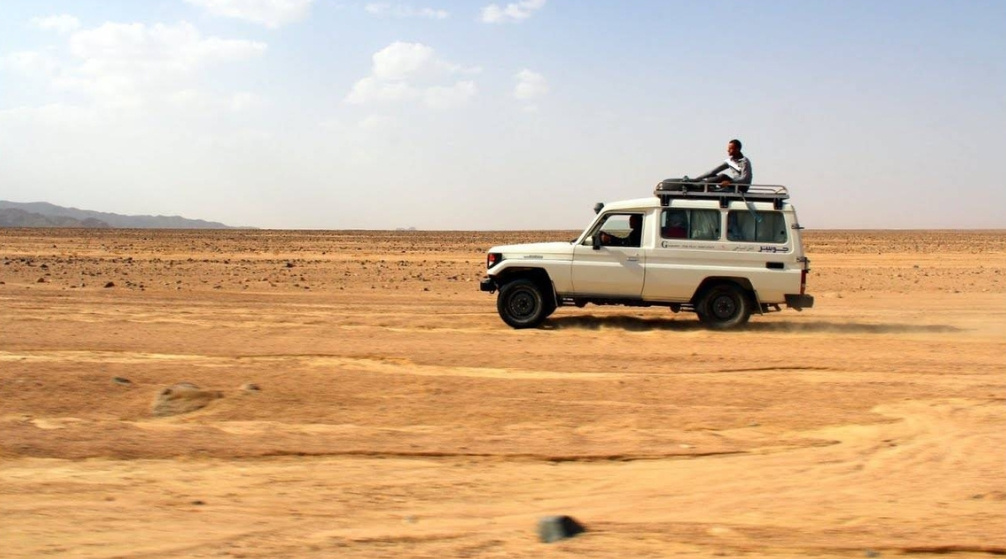 Super safari por el desierto en jeep desde Marsa Alam