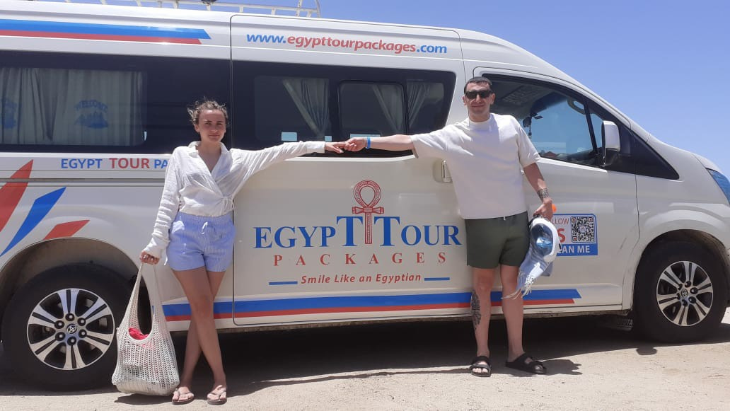 Traslado desde el hotel en Hurghada al hotel en El Cairo.