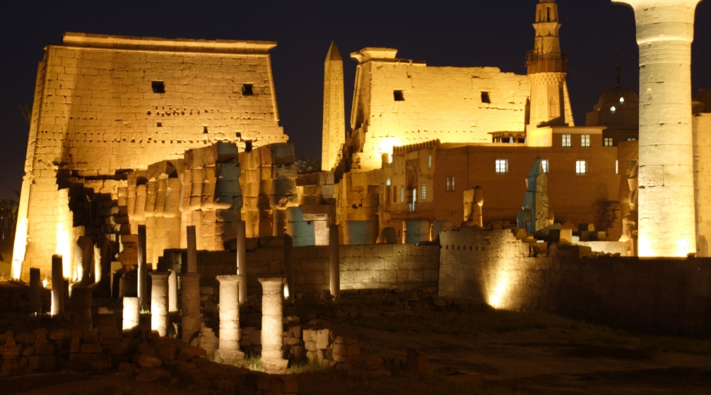 Spectacle son et lumière de Karnak depuis Louxor Spectacle son et lumière de Karnak depuis Louxor