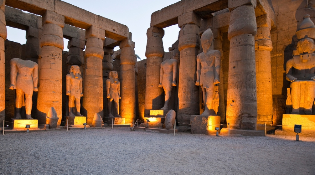 Spectacle son et lumière de Karnak depuis Louxor Spectacle son et lumière de Karnak depuis Louxor