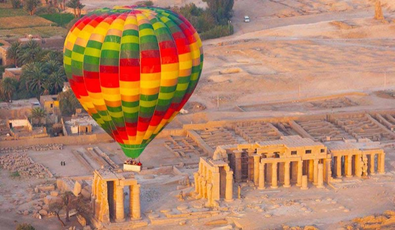 4 Days Nile Cruise from Aswan to Luxor on Movenpick MS Royal Lily