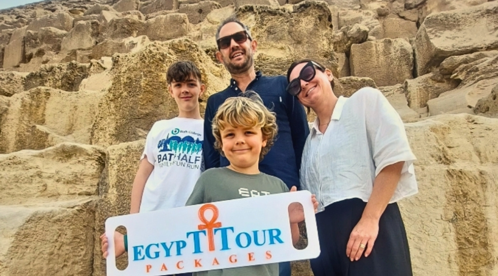 Pacchetto turistico di Capodanno in Egitto di 11 giorni: crociera sul Nilo al Cairo e deserto bianco Pacchetto turistico di Capodanno in Egitto di 11 giorni: crociera sul Nilo al Cairo e deserto bianco