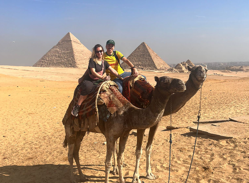Tour di 2 giorni alle Piramidi di Giza e al Vecchio Cairo da Luxor