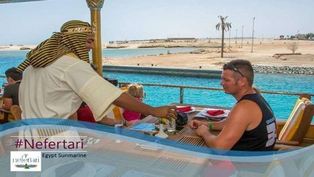 Nefertari Seascope boottocht vanuit Port Ghalib
