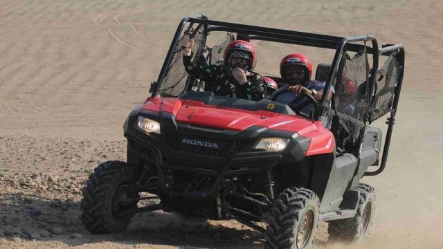 Ochtendtours met auto en buggy in Hurghada