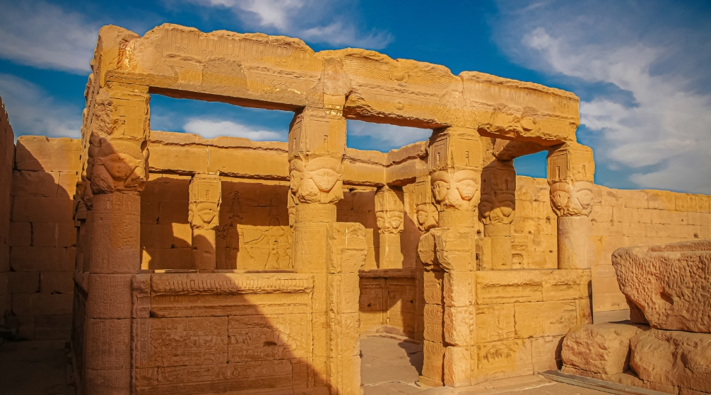 Tur privat de o zi la templele Dendera și Abydos din Luxor